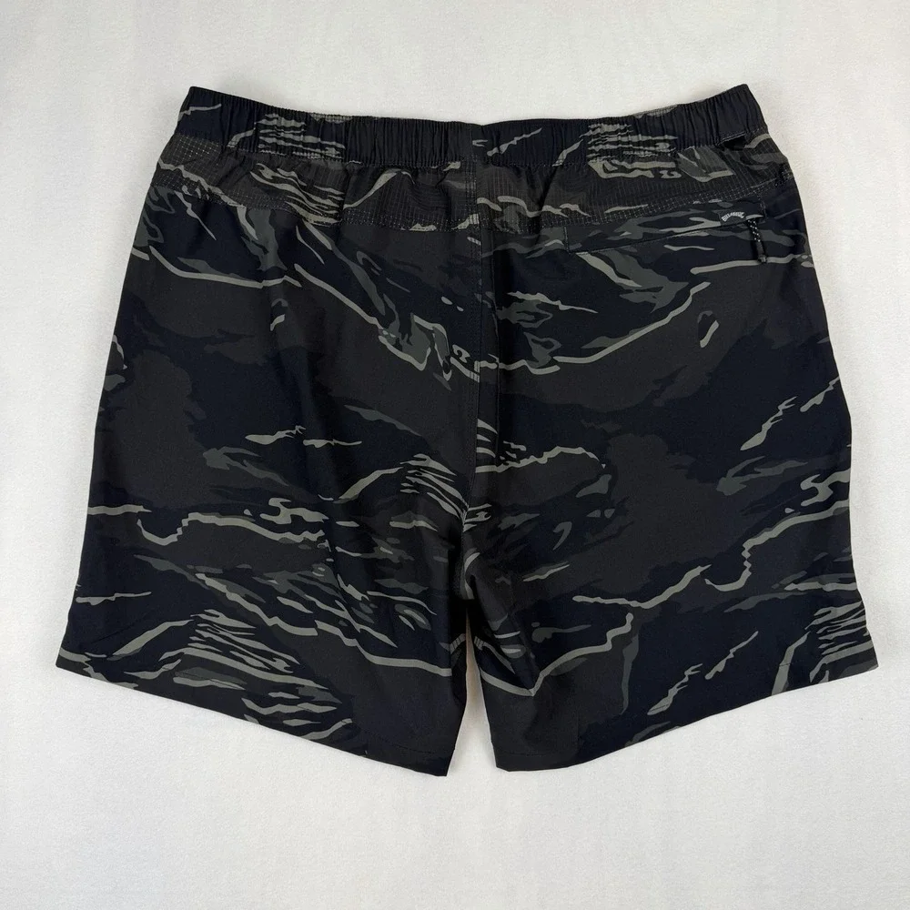 Billabong Adventure Division Gym Swim Shorts Hybrid Mens XL Abstract Camo